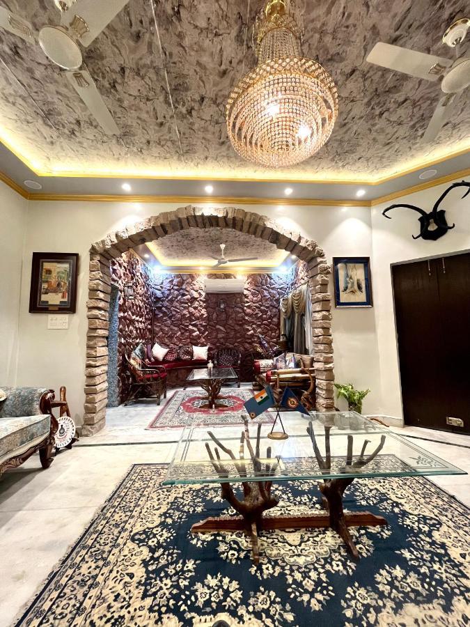 Ferienwohnung Colonel'S Abode Agra  Exterior foto